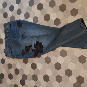 Chico's black applique jeans